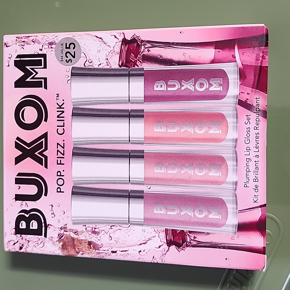 NIB BUXOM lip gloss